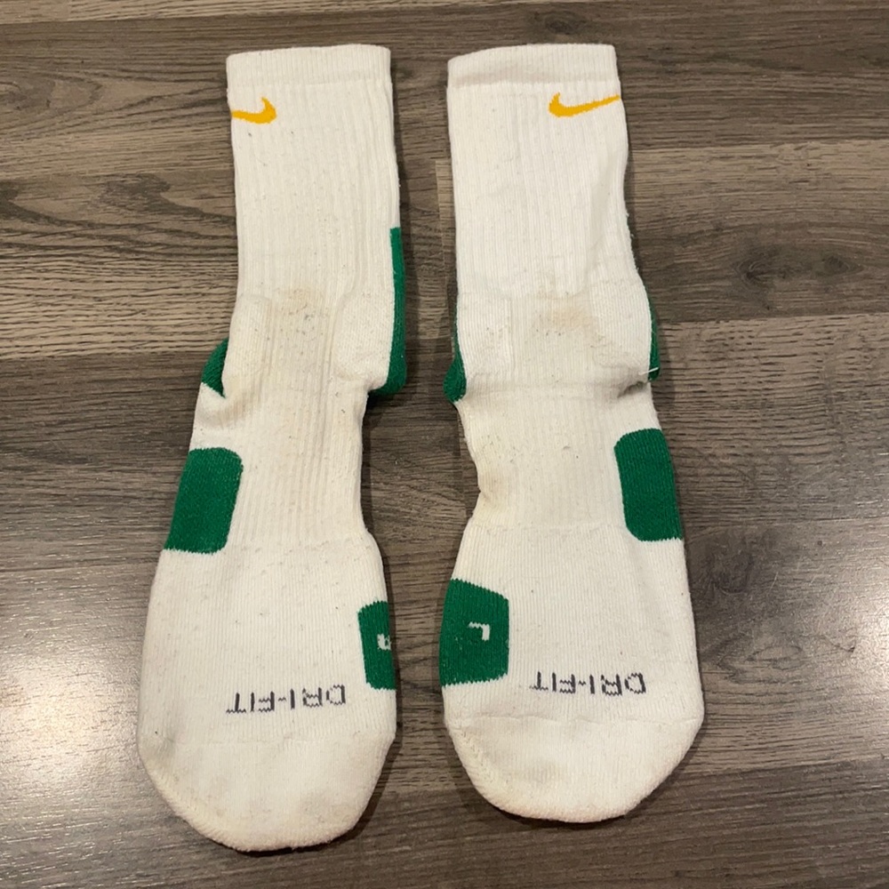 Large, Nike Elite socks